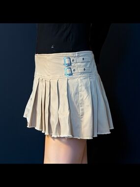 NWOT Madden Girl Y2K Pleated Cyberpunk Cargo Mini Skort Khaki Buckle Details XL